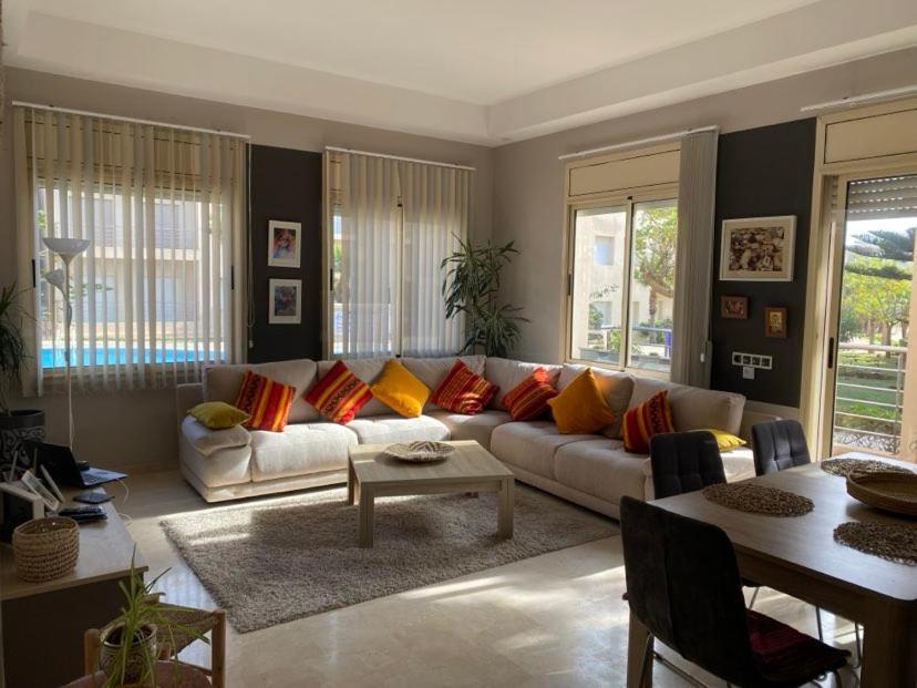 Apartment Bordure *